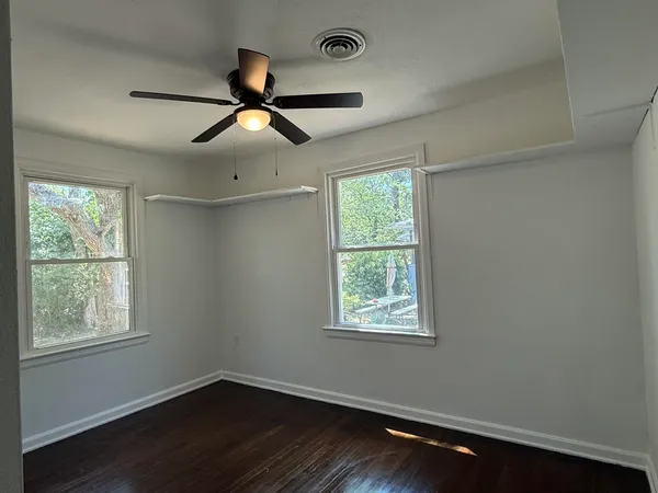 $2,500 | 244 Greenbrier Drive Northeast, Fort Walton Beach, FL 32547