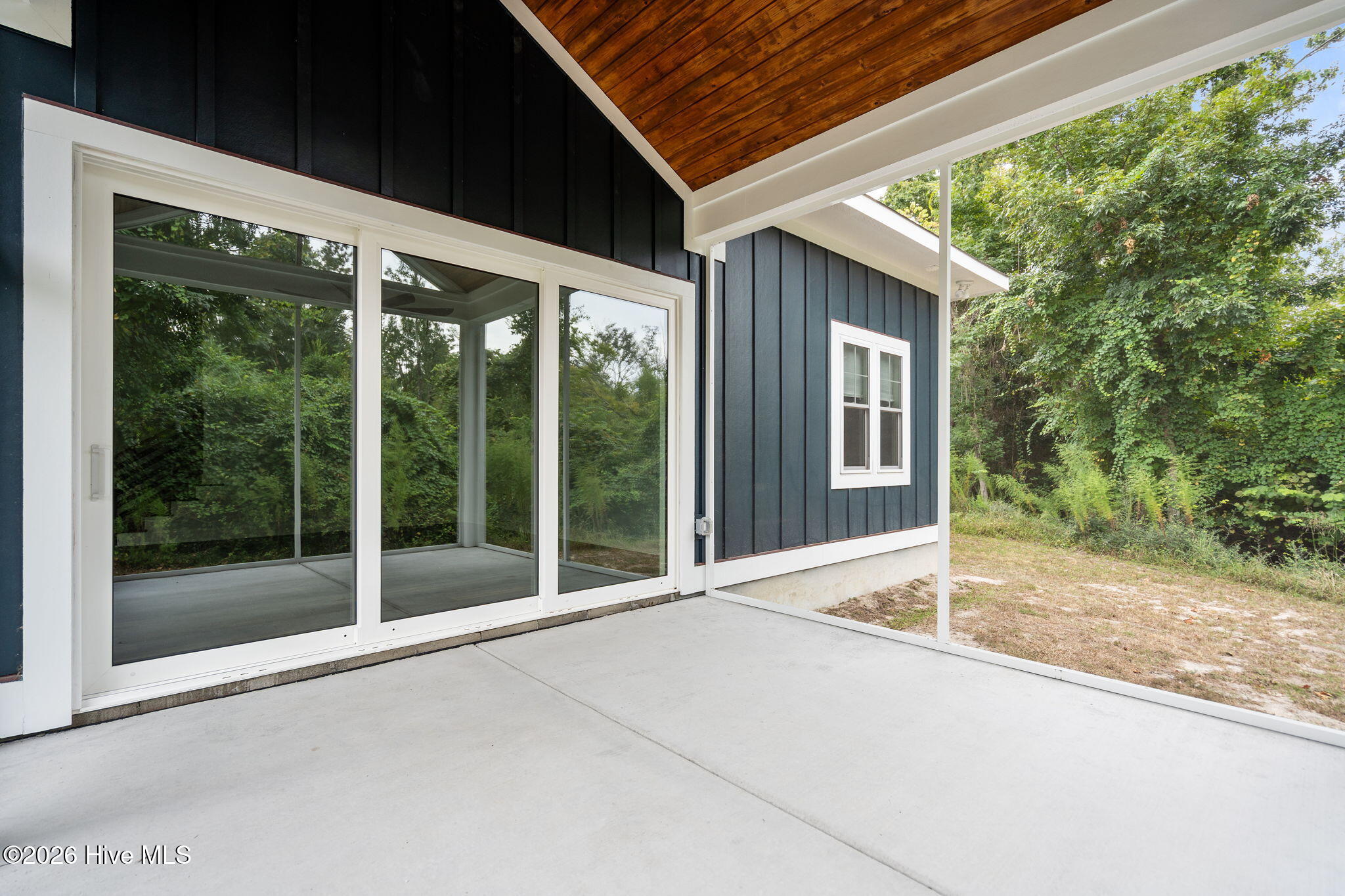 316 East Rolling Meadows Road Hampstead, NC 28443 - Photo 18 of 20 Gallery Image 18