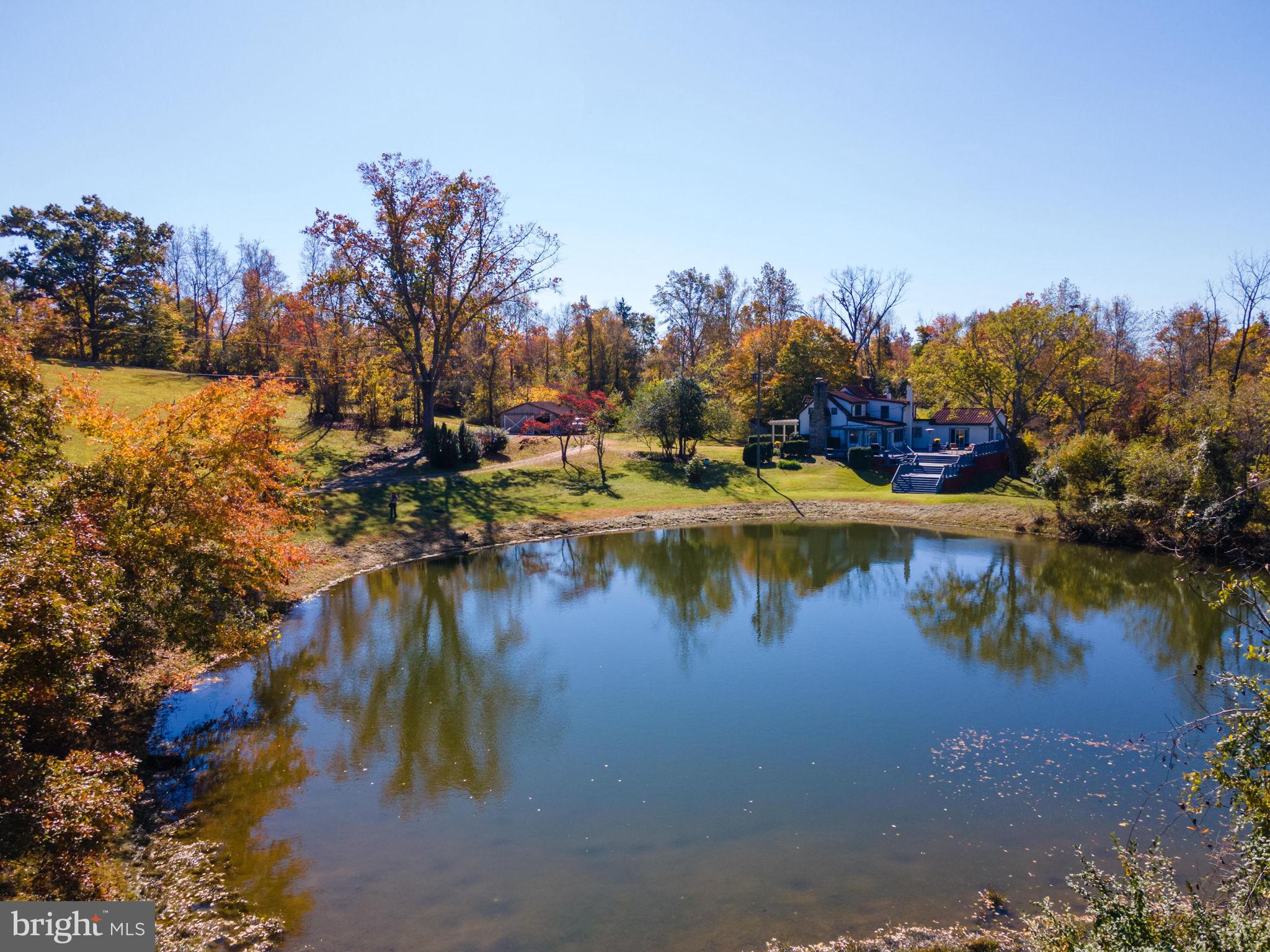 7054 Wilson Road Marshall, VA 20115 - Photo 14 of 65