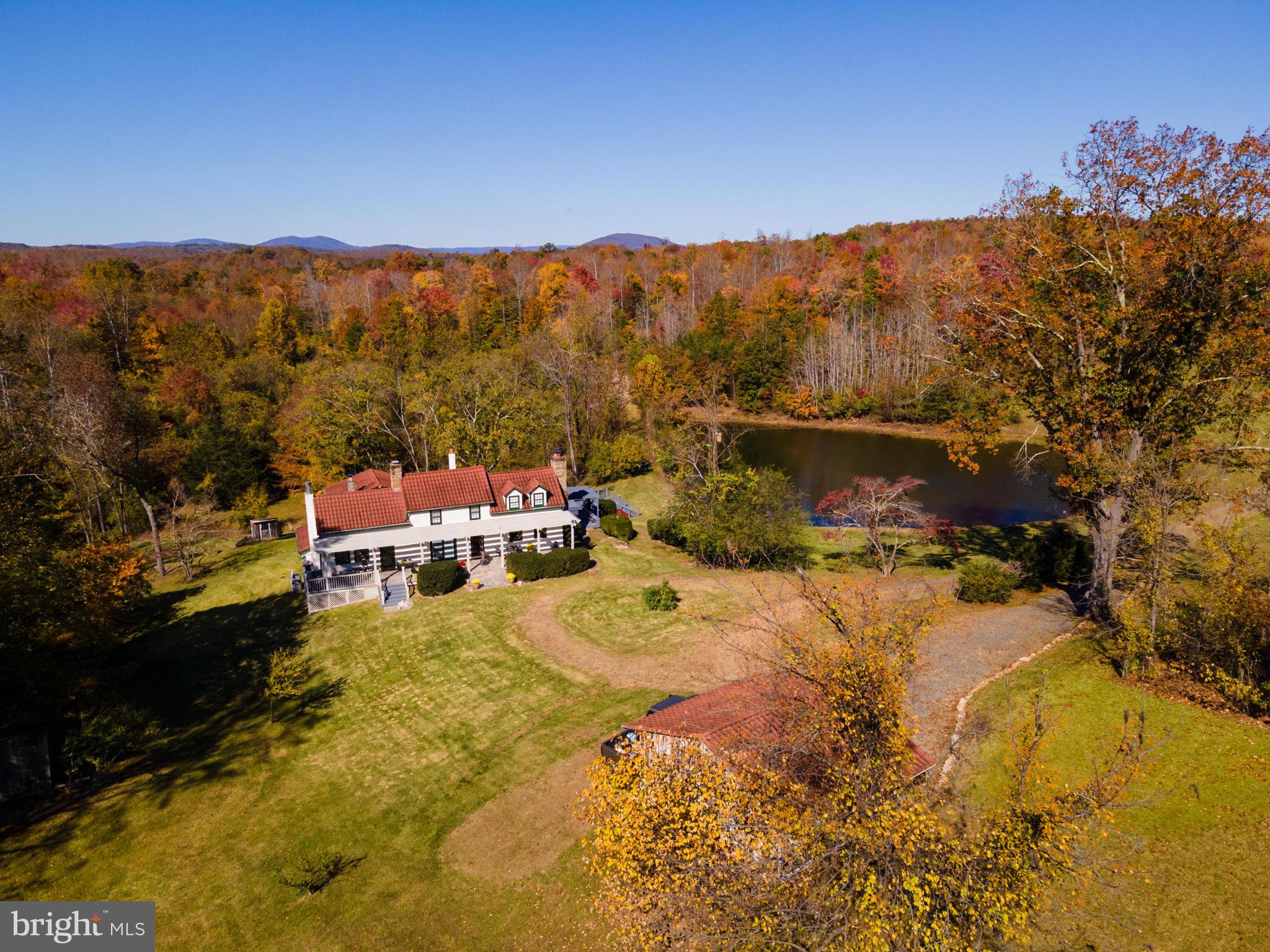 7054 Wilson Road Marshall, VA 20115 - Photo 4 of 65