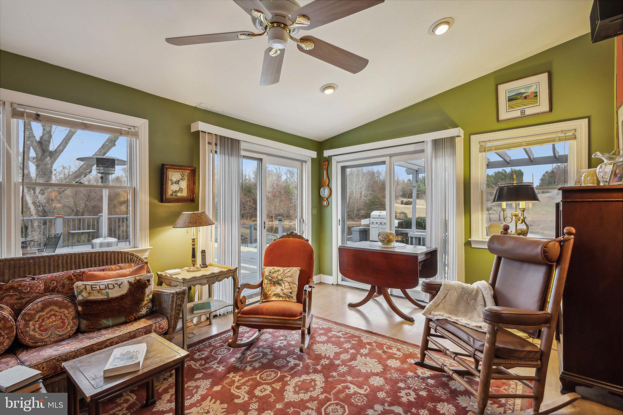 7054 Wilson Road Marshall, VA 20115 - Photo 44 of 65 Sun Room