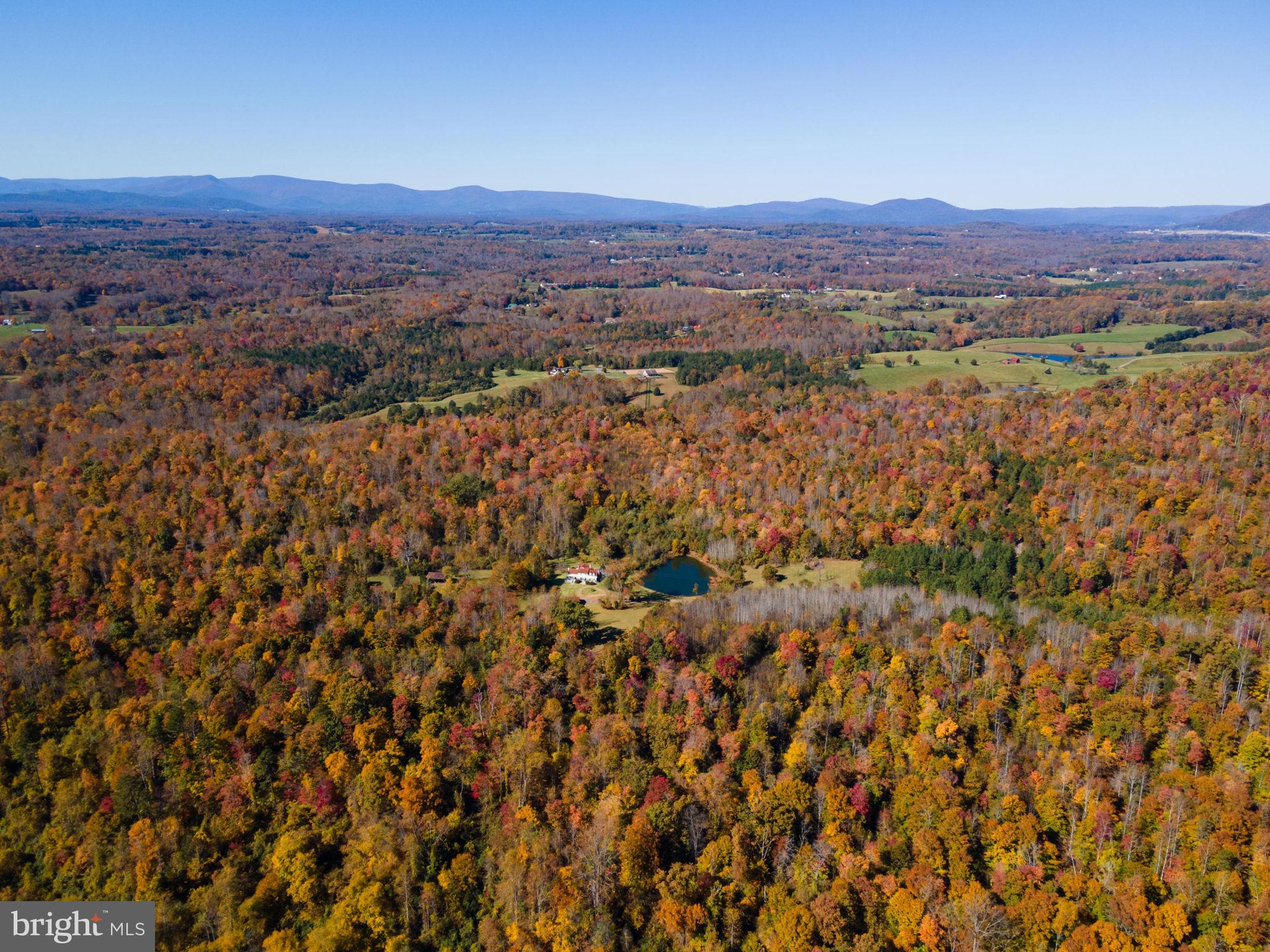 7054 Wilson Road Marshall, VA 20115 - Photo 7 of 65