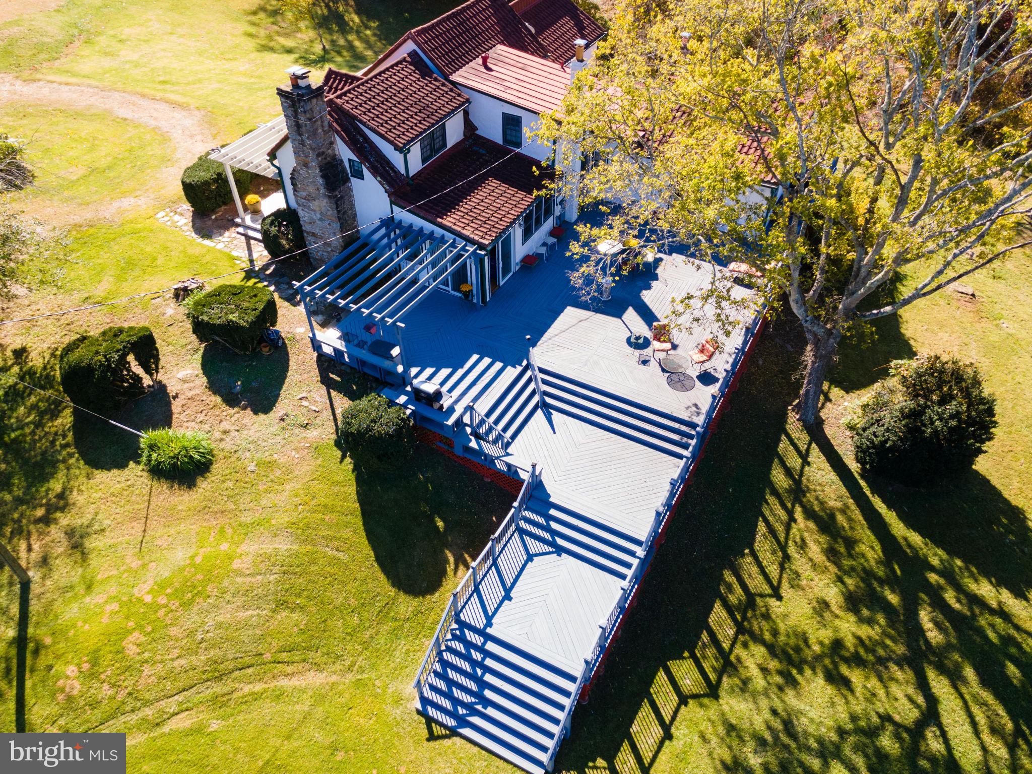 7054 Wilson Road Marshall, VA 20115 - Photo 9 of 65