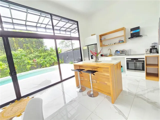 $475,000 | 15 Tali C Street, Aurora, OTHER 60504