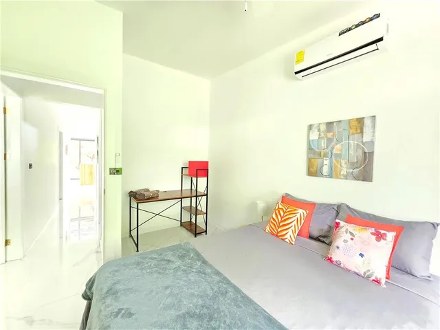 $475,000 | 15 Tali C Street, Aurora, OTHER 60504