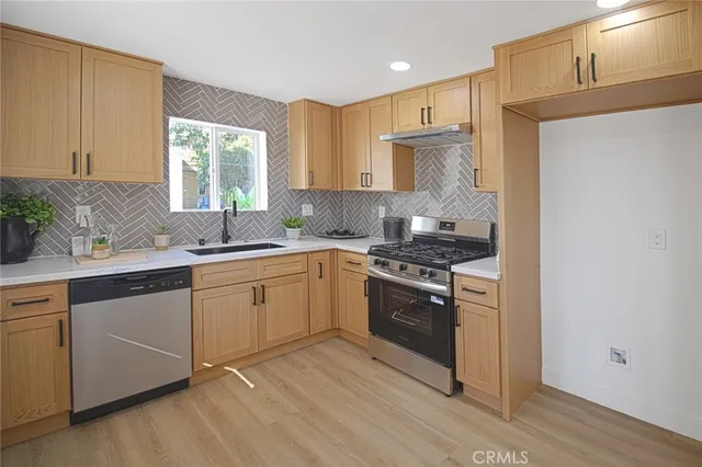 $699,888 | 2208 West Olympic Boulevard, Montebello, CA 90640