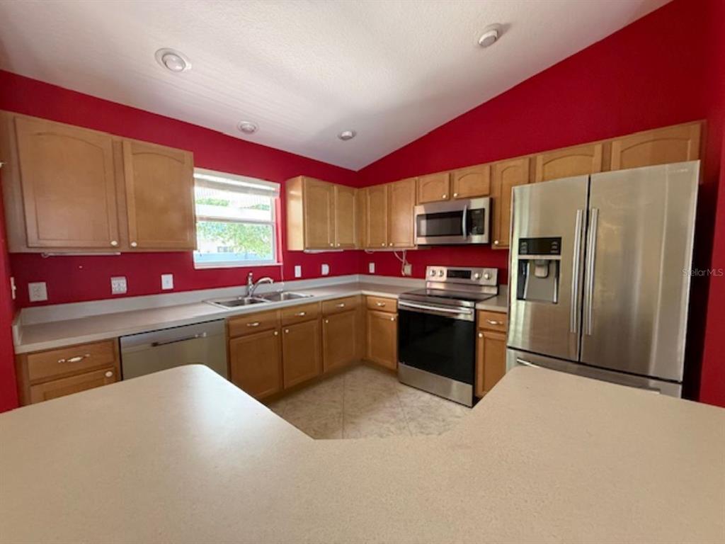 1089 Nash Loop The Villages, FL 32162 - Photo 6 of 17