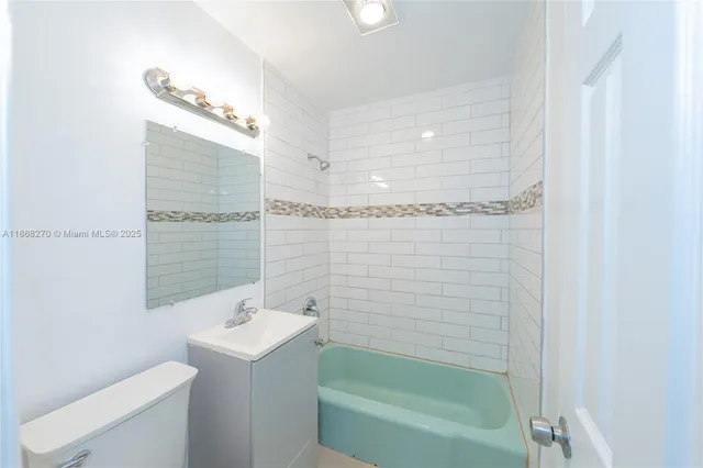 $1,800 | Kelsey City, Lake Park, FL 33403