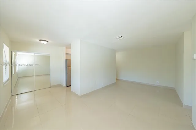 $1,800 | Kelsey City, Lake Park, FL 33403