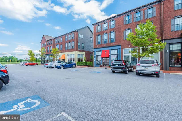 $2,795 | 3121 Overlook Drive, Mechanicsburg, PA 17055