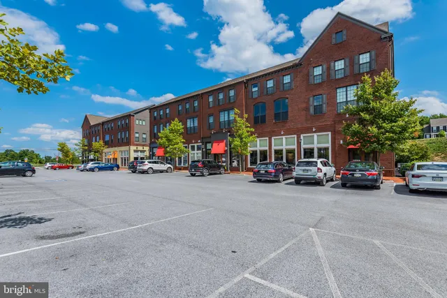 $2,795 | 3121 Overlook Drive, Mechanicsburg, PA 17055