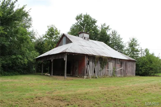 $42,500 | 7 East Pine Street, Bellflower, MO 63333