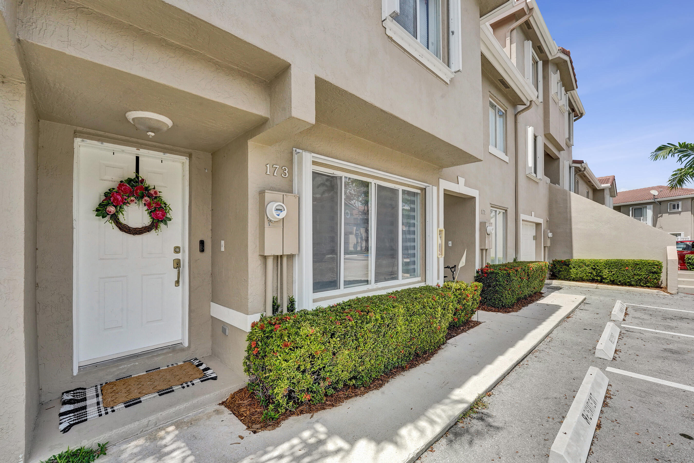 173 Riviera Circle Weston, FL 33326 - Photo 8 of 41 DSC01343