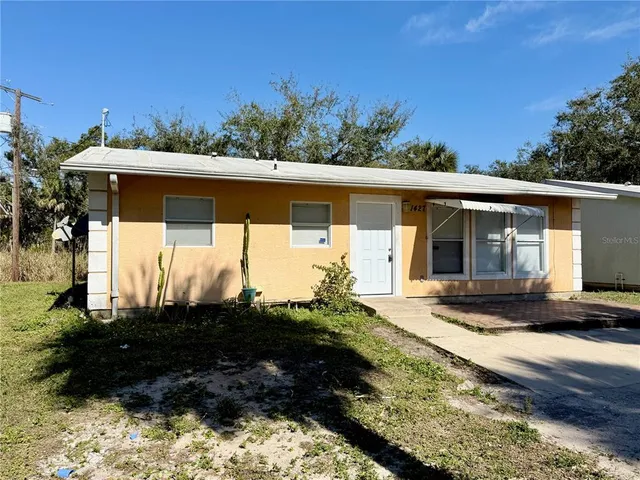 $2,000 | 1427 45th Ave Circle West, Bradenton, FL 34207