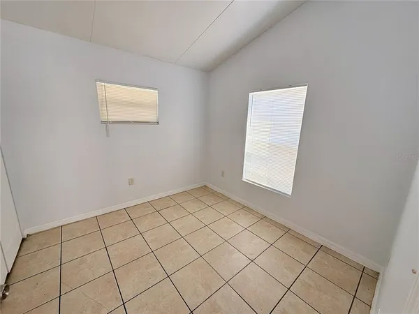 $1,900 | 1427 45th Ave Circle West, Bradenton, FL 34207