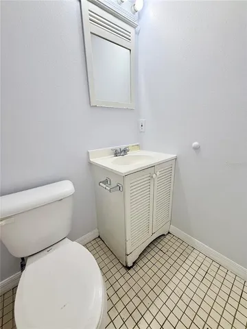 $2,000 | 1427 45th Ave Circle West, Bradenton, FL 34207