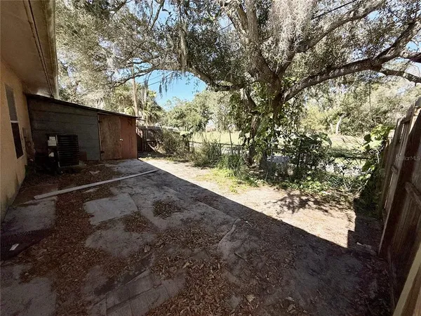 $1,900 | 1427 45th Ave Circle West, Bradenton, FL 34207