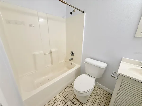 $1,900 | 1427 45th Ave Circle West, Bradenton, FL 34207