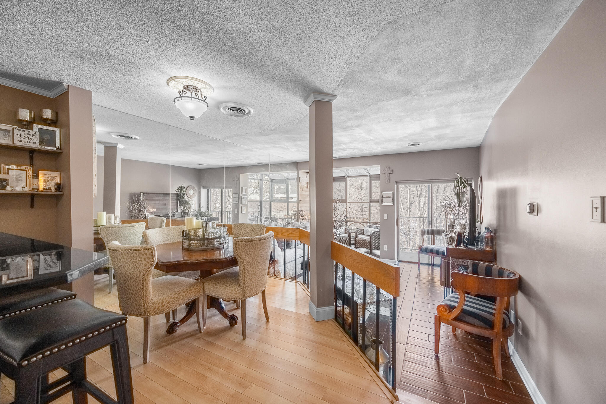 112 Franklin Street, Unit C5 Bangor, ME 04401 - Photo 18 of 32 Living Room