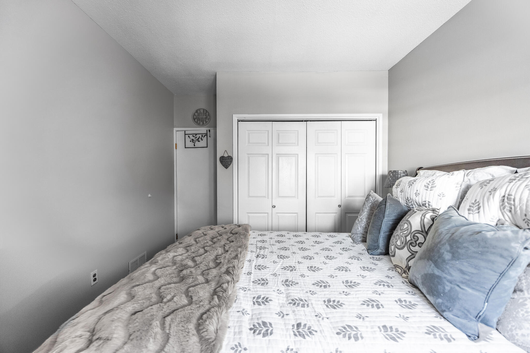 112 Franklin Street, Unit C5 Bangor, ME 04401 - Photo 26 of 32 Guest Room-2