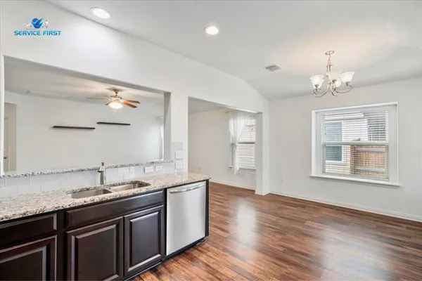 $2,300 | 133 Moulins Lane, Georgetown, TX 78626