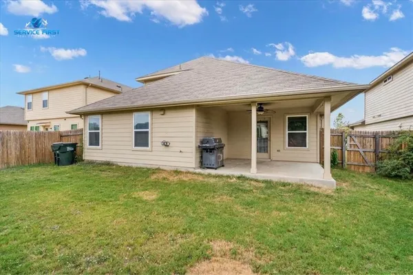 $2,300 | 133 Moulins Lane, Georgetown, TX 78626
