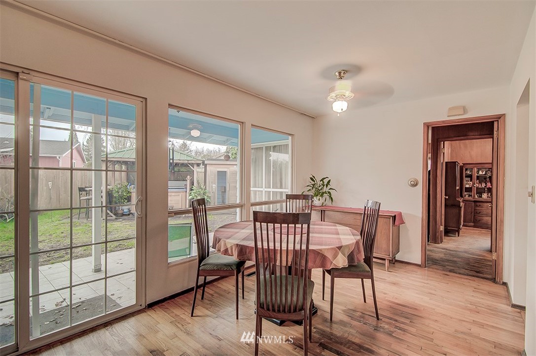 2914 Northeast 4th Street Renton, WA 98056 - Photo 15 of 25