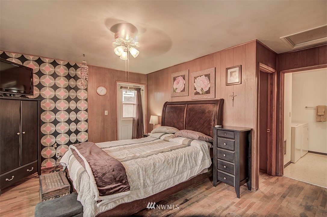 2914 Northeast 4th Street Renton, WA 98056 - Photo 18 of 25