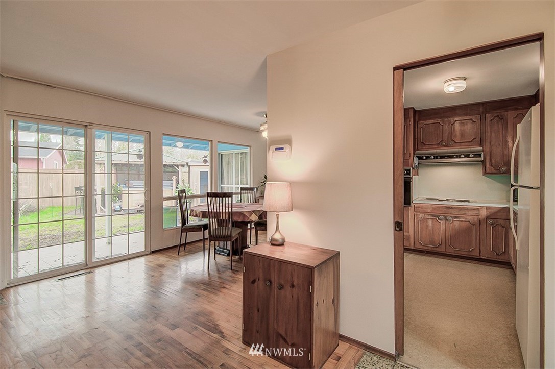 2914 Northeast 4th Street Renton, WA 98056 - Photo 8 of 25
