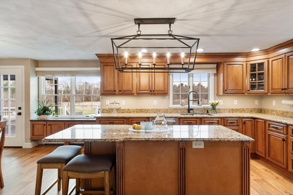 136 Chandler Road Andover, MA 01810 - Photo 3 of 42