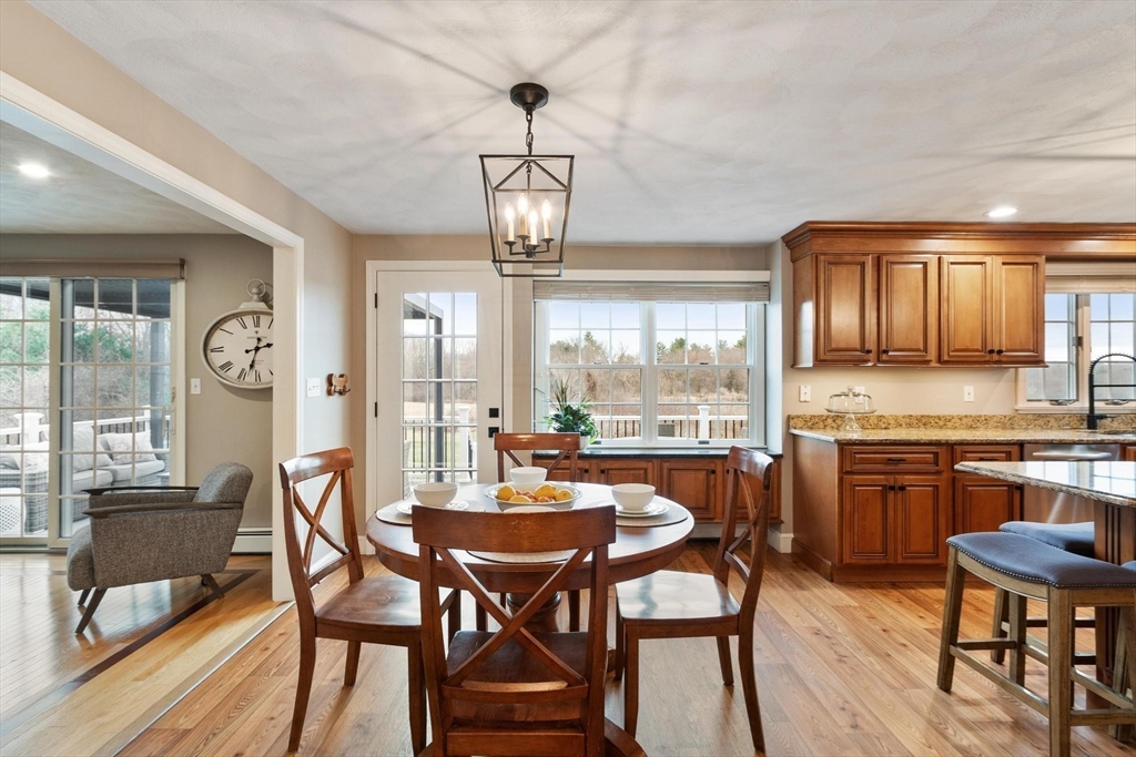 136 Chandler Road Andover, MA 01810 - Photo 8 of 42