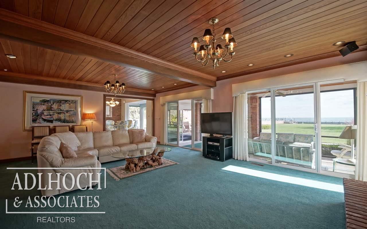 15540 Windmill Point Grosse Pointe, MI 48230 - Photo 11 of 27