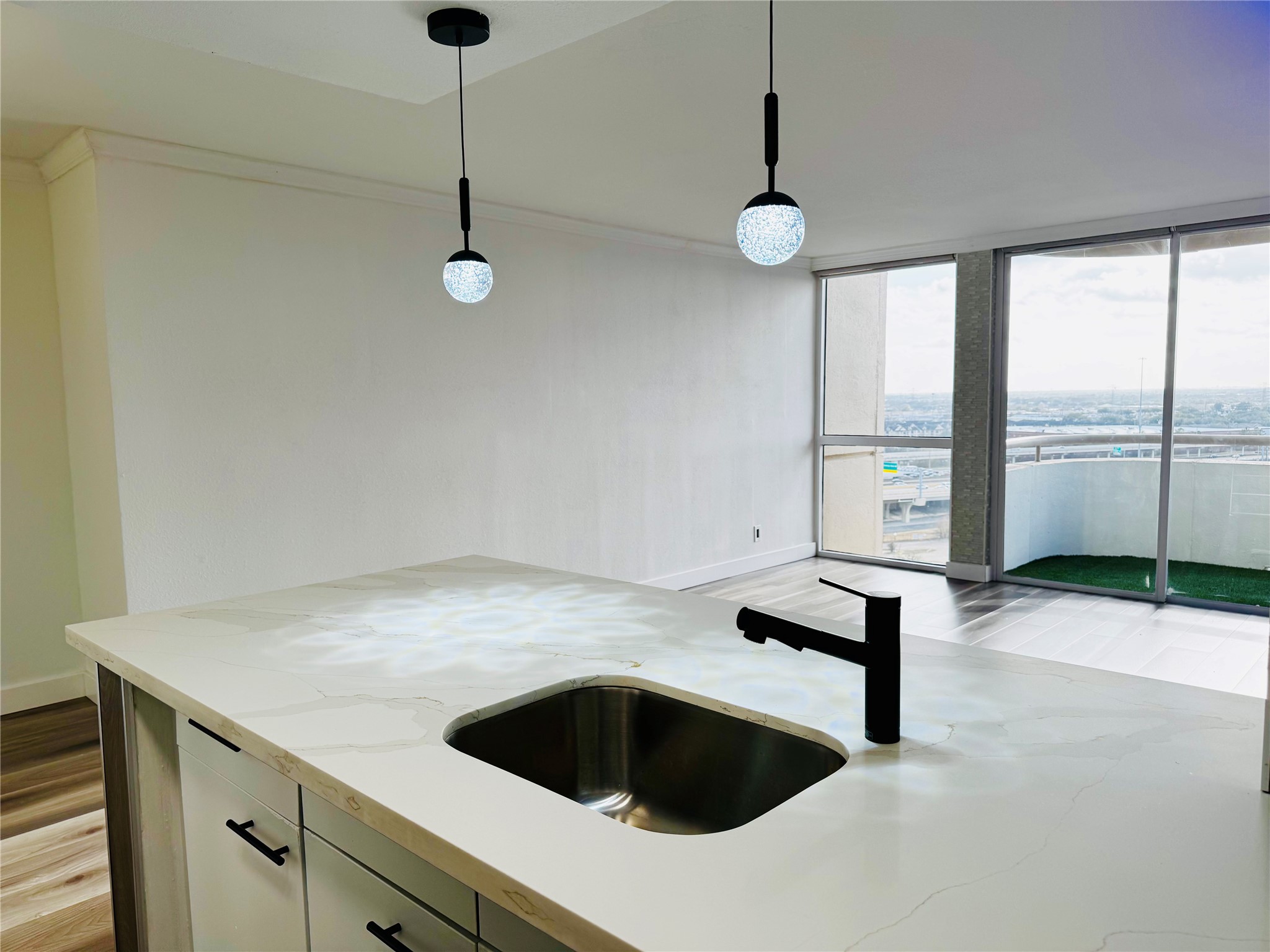 3525 Sage Road, Unit 1602 Houston, TX 77056 - Photo 11 of 41