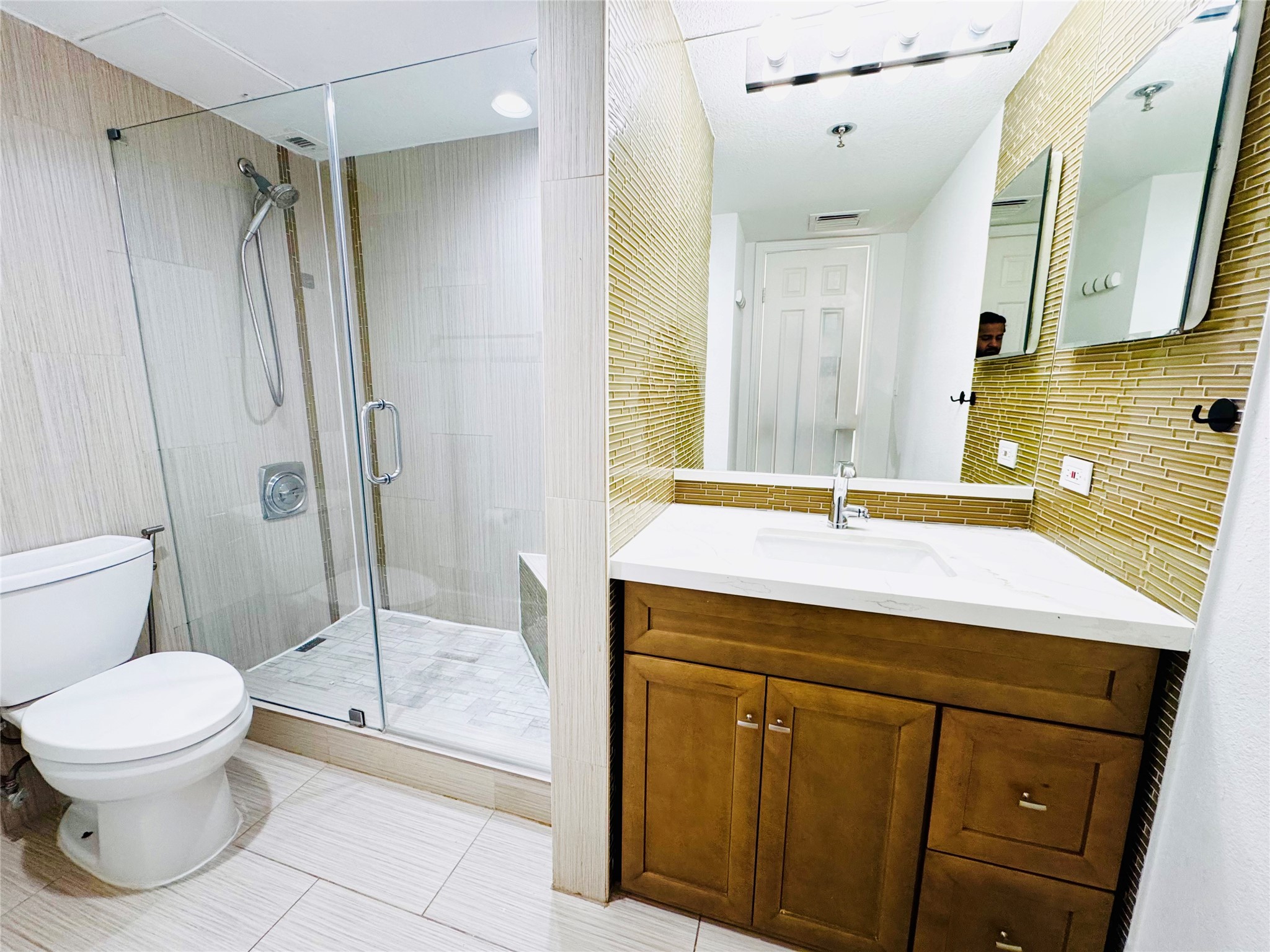 3525 Sage Road, Unit 1602 Houston, TX 77056 - Photo 17 of 41