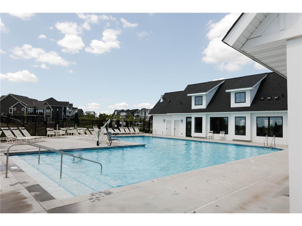 5385 GESTACH Lane Chaska, MN 55318 - Photo 2 of 37