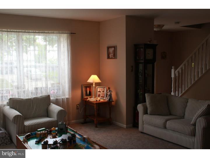 22 Phoenix Road Evesham, NJ 08053 - Photo 3 of 24