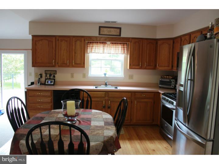 22 Phoenix Road Evesham, NJ 08053 - Photo 7 of 24