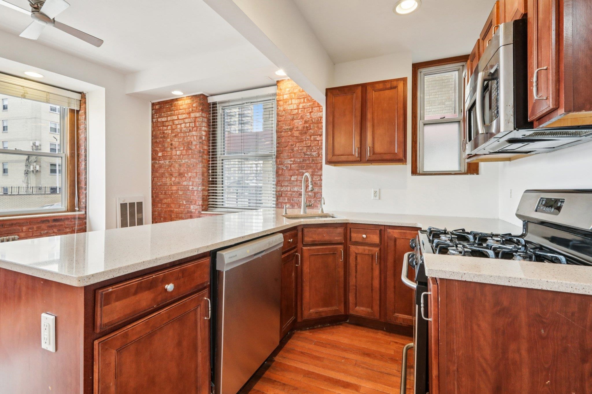 6701 Boulevard East, Unit A1 West New York, NJ 07093 - Photo 26 of 38