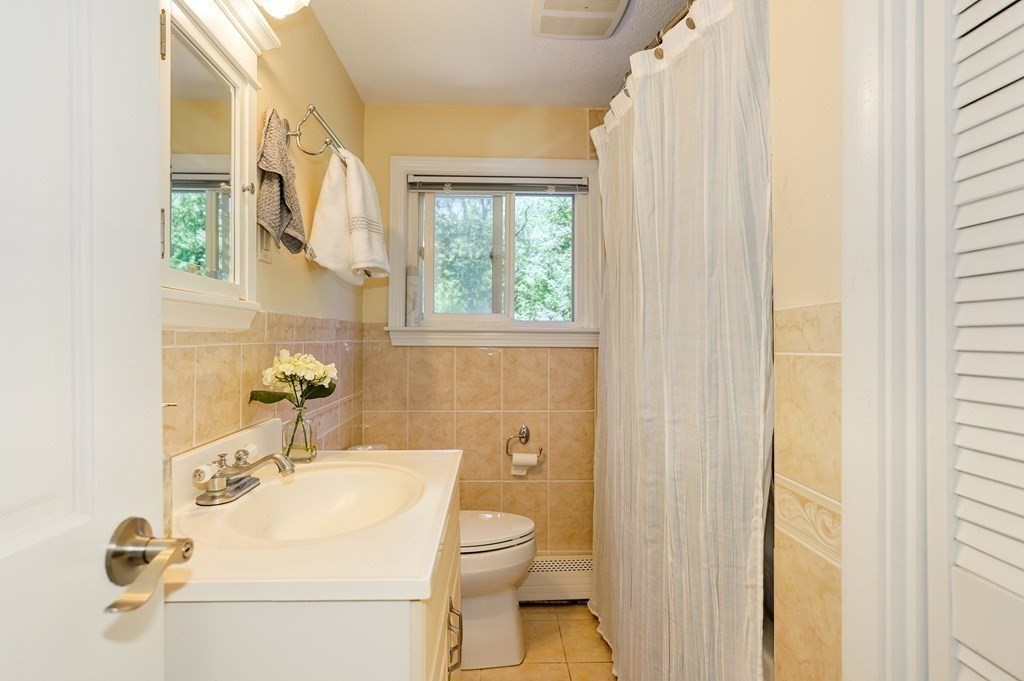 63 Wilmington Road Burlington, MA 01803 - Photo 29 of 42 Gallery Image 29