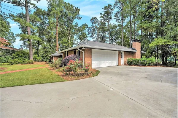 $3,650 | 2324 Waterton Court, Atlanta, GA 30338