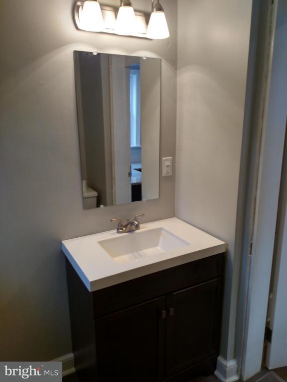 445 Nevin Street Lancaster, PA 17603 - Photo 12 of 19