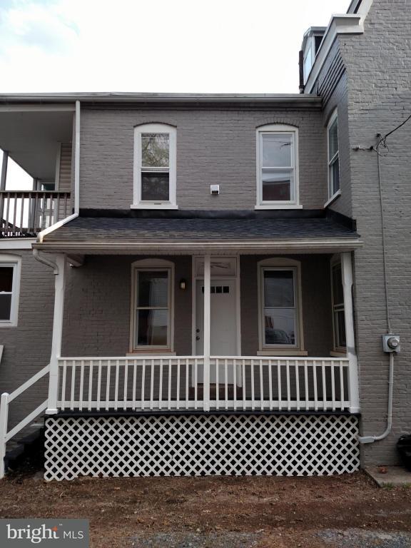 445 Nevin Street Lancaster, PA 17603 - Photo 3 of 19