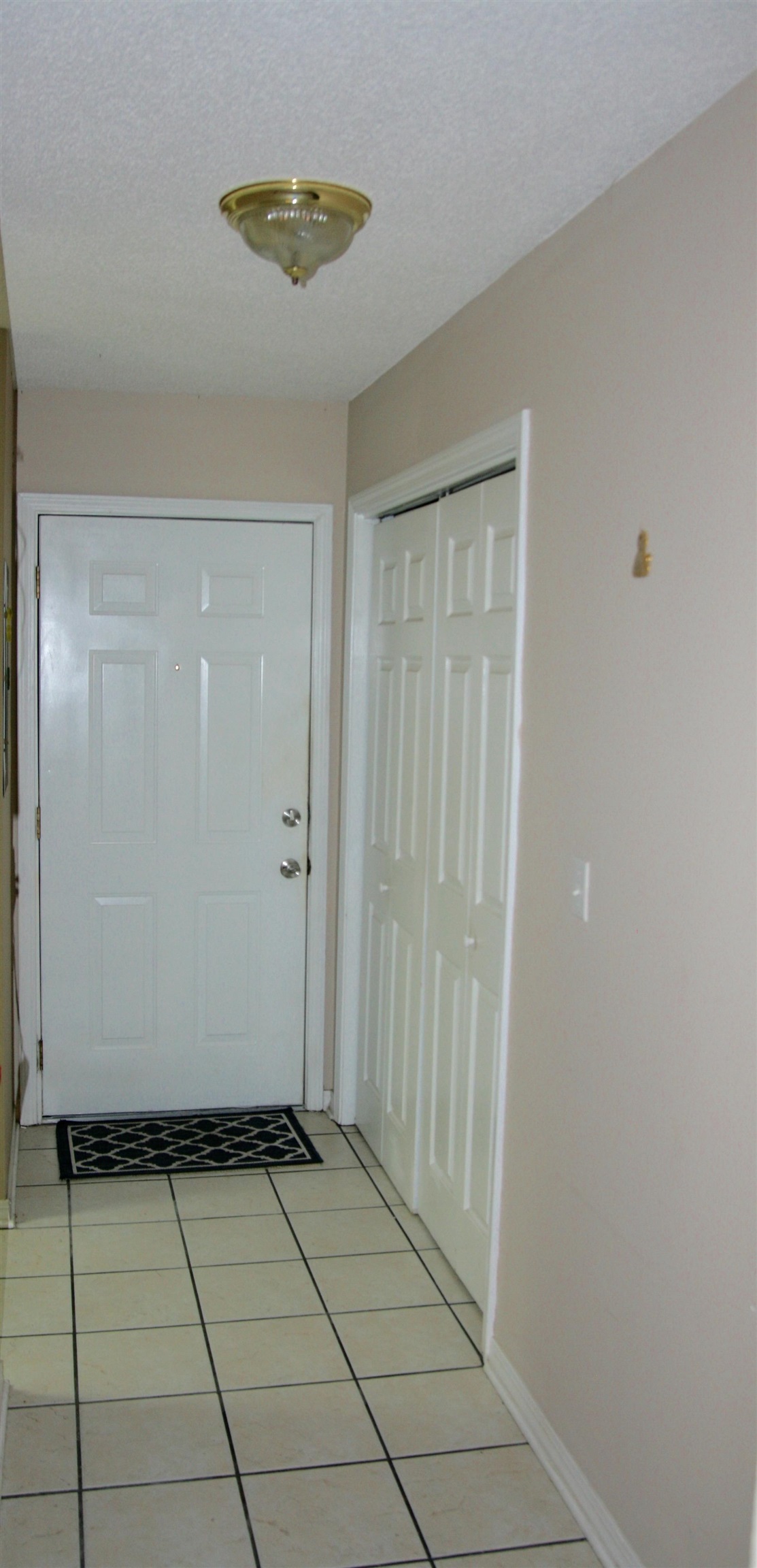 9394 Villas Drive Foley, AL 36535 - Photo 2 of 33 Foyer