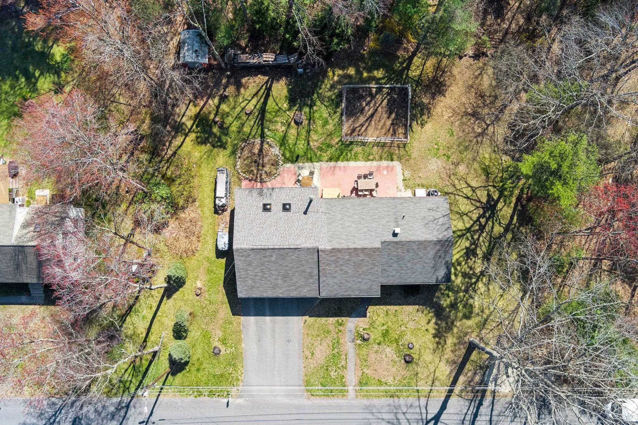 9 Spruce Street Merrimack, NH 03054 - Photo 6 of 45