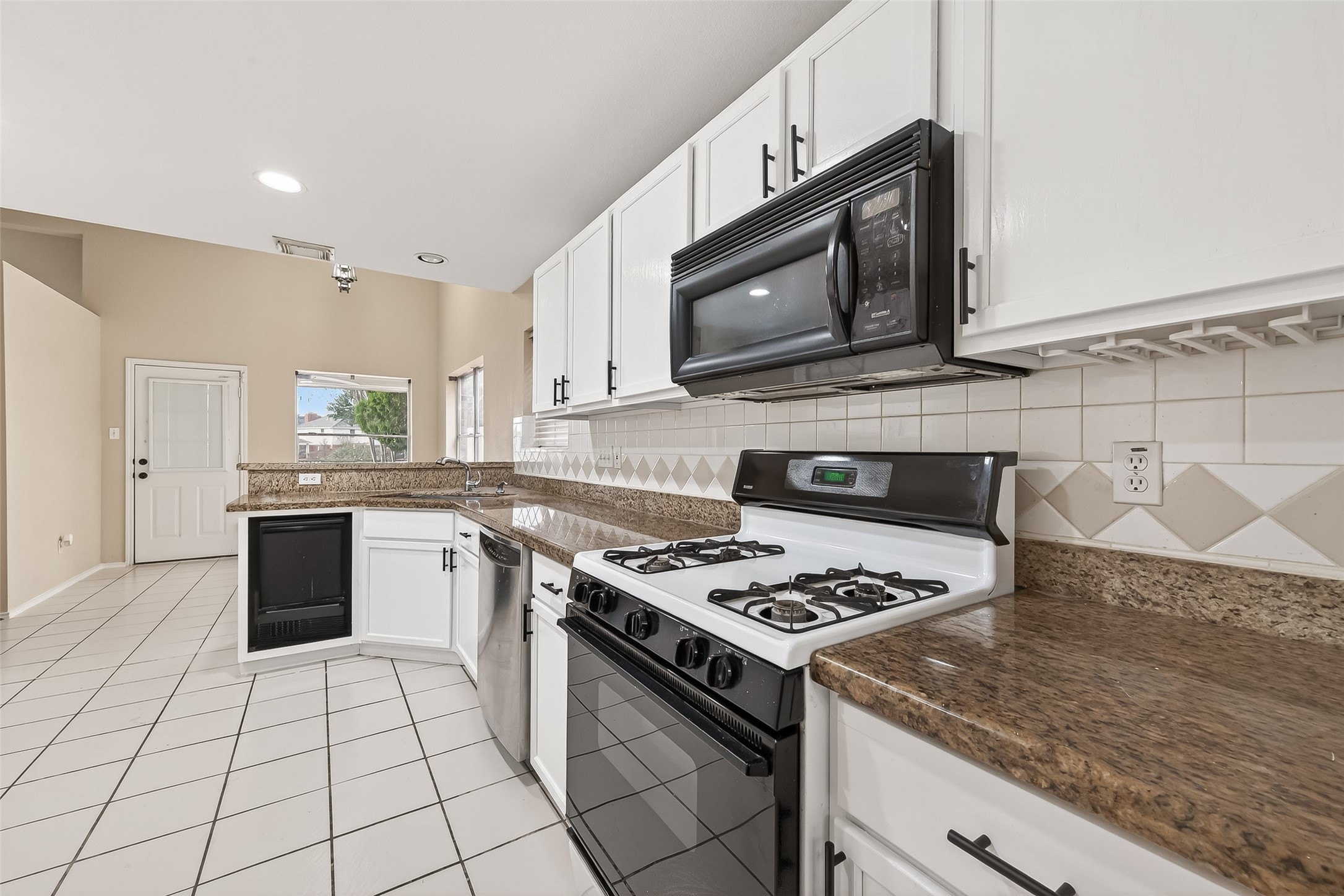 23035 Canal Road Richmond, TX 77406 - Photo 17 of 50