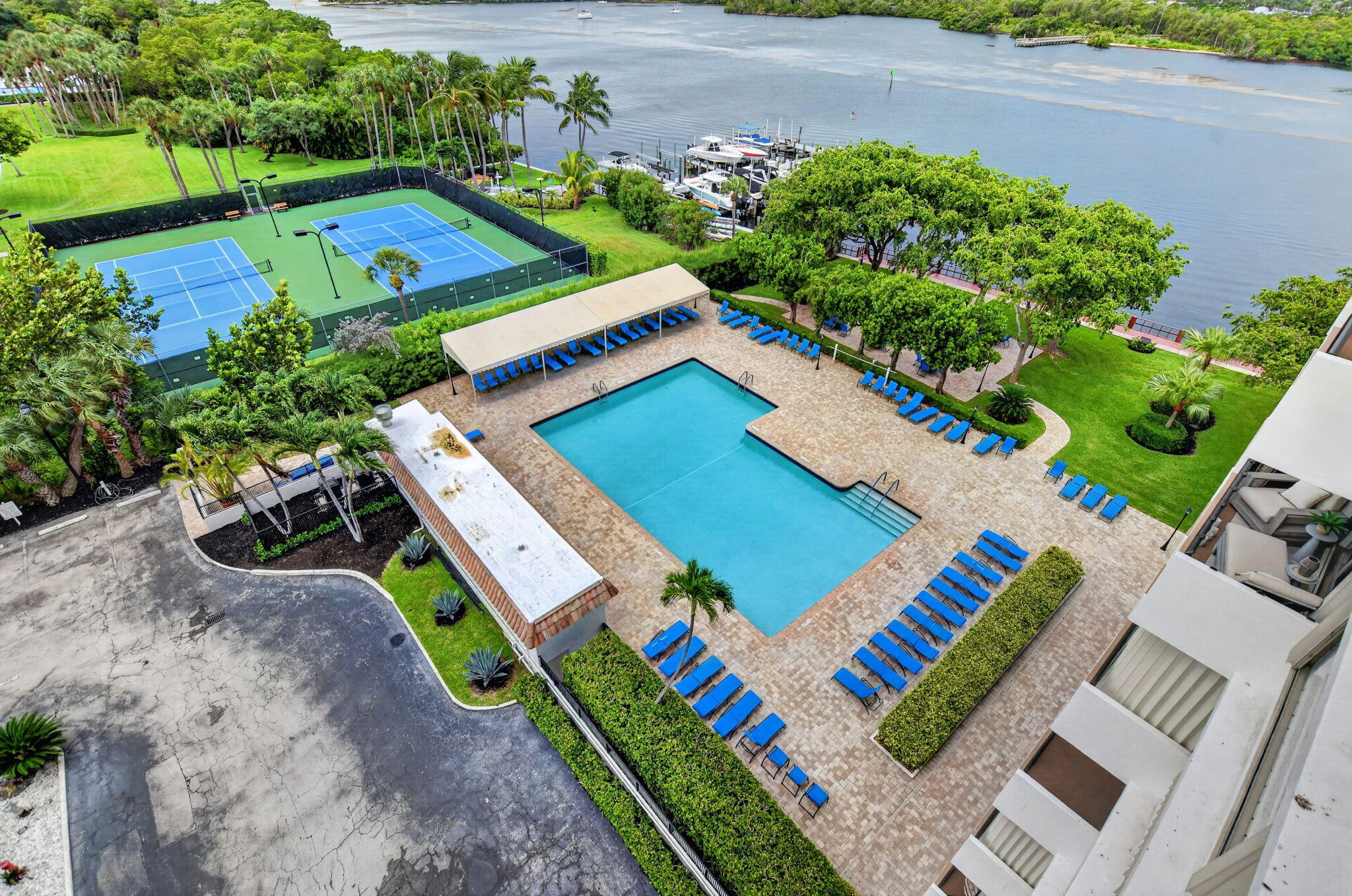 2121 North Ocean Boulevard, Unit 805W Boca Raton, FL 33431 - Photo 4 of 31 2121 N. OCEAN BLVD. #805W