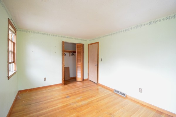 44 Wethersfield Road Bellingham, MA 02019 - Photo 14 of 24 Gallery Image 14