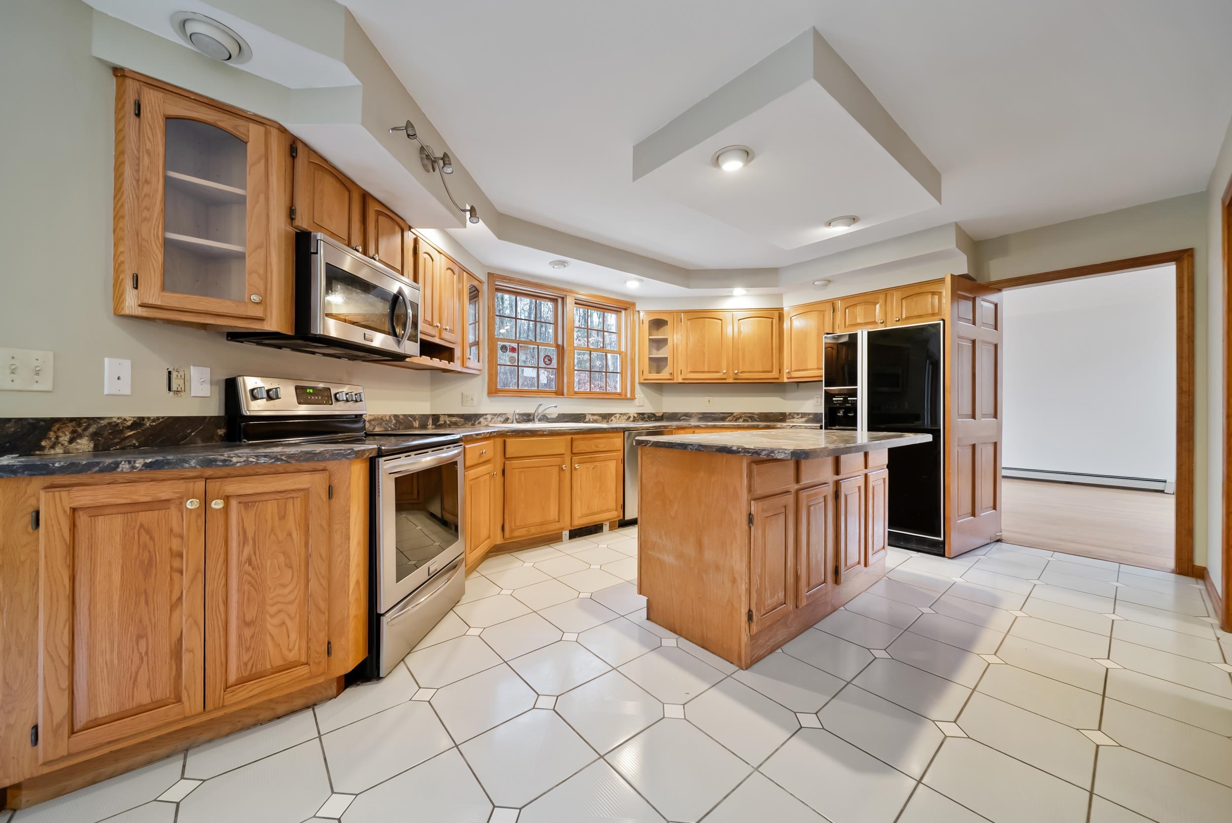 45 Sharon Road Windham, NH 03087 - Photo 21 of 55