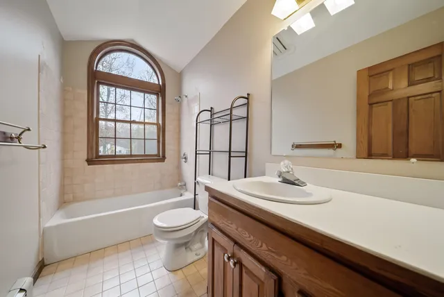 $850,000 | 45 Sharon Road, Windham, NH 03087