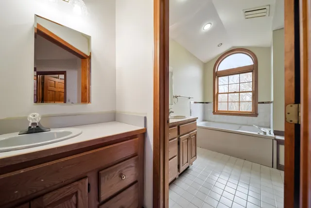 $850,000 | 45 Sharon Road, Windham, NH 03087